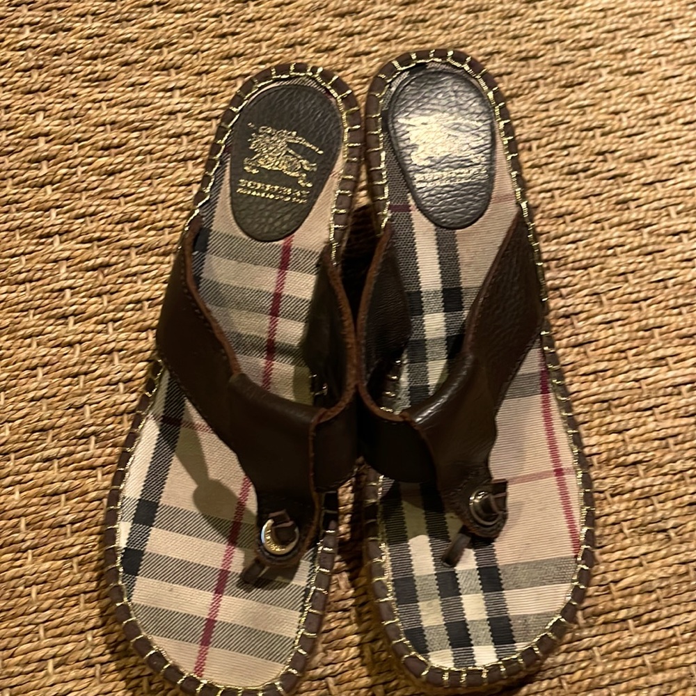Authentic BURBERRY Espadrille Wedge Sandal